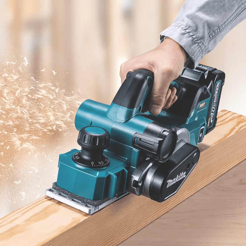 Makita KP001GZ 40V Cordless Wood Planer 3-1/4 Makita KP001GZ 40V Cordless Wood Planer 3-1/4